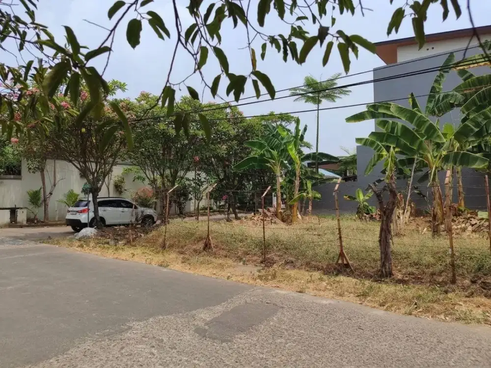 Tanah Kavling 284m Posisi Hoek di Blok B Cinere Estate, Sebrang Mall Cinere Depok