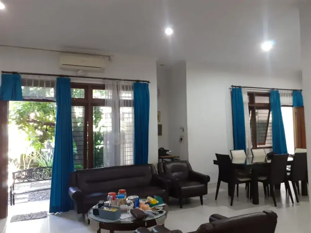 DIJUAL RUMAH 2 LANTAI DI SIDAKARYA, DENPASAR SELATAN, BALI