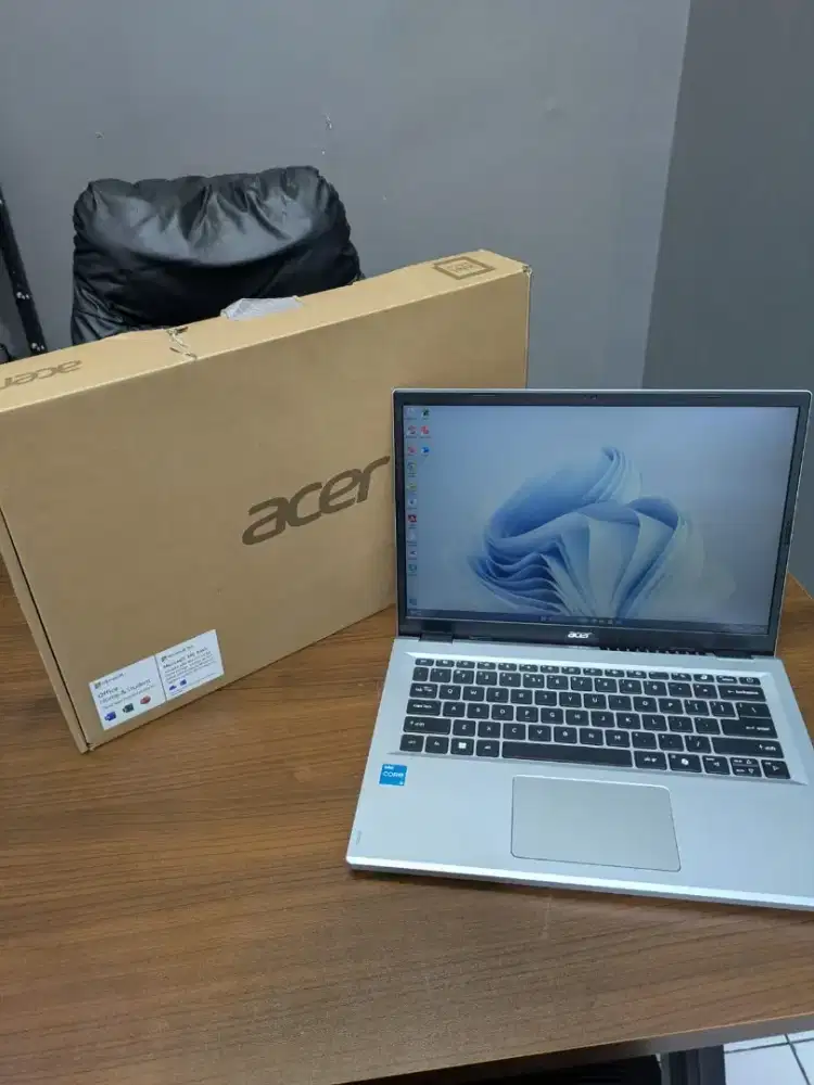 Laptop Acer Aspire Go AG14-31P Fullset Box 512 GB