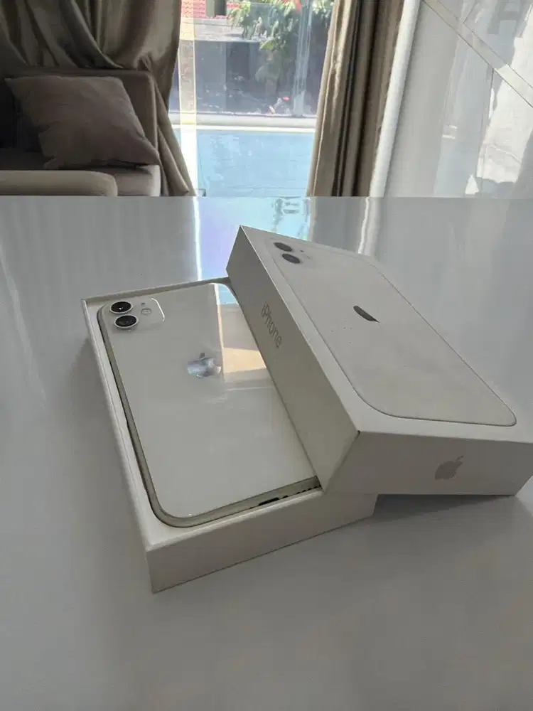 iphone 11 64Gb indo