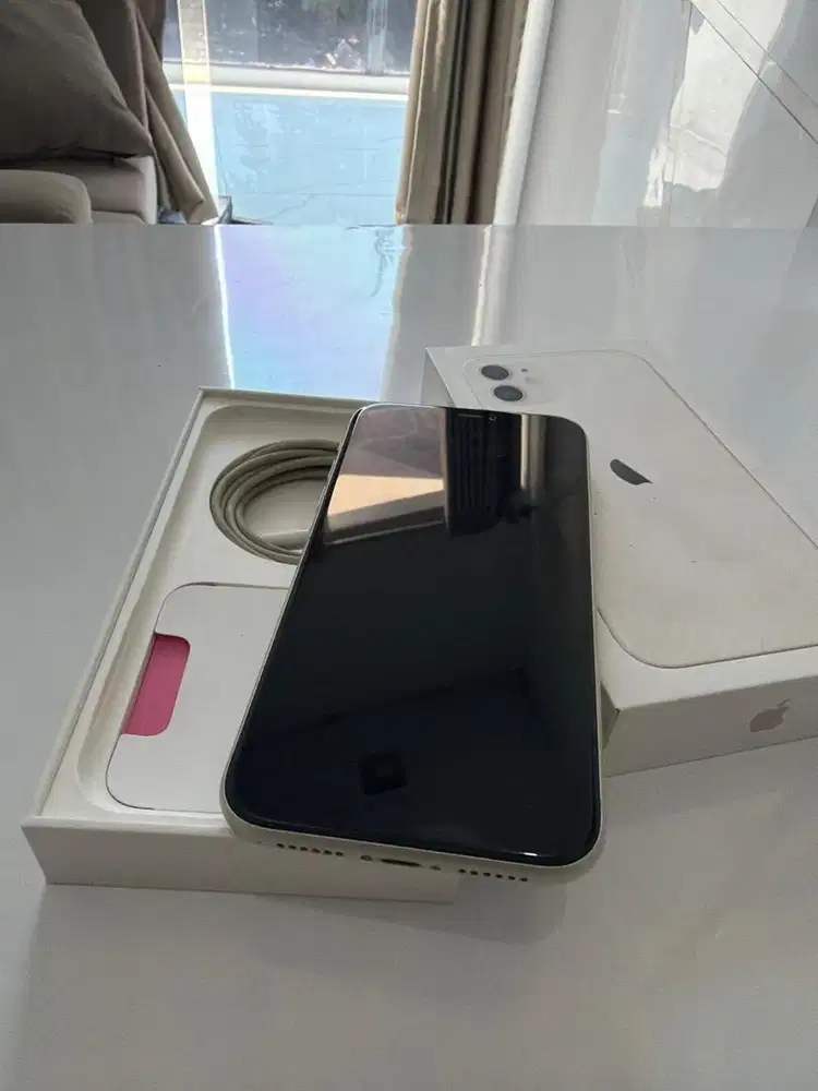 iphone 11 64Gb black indo