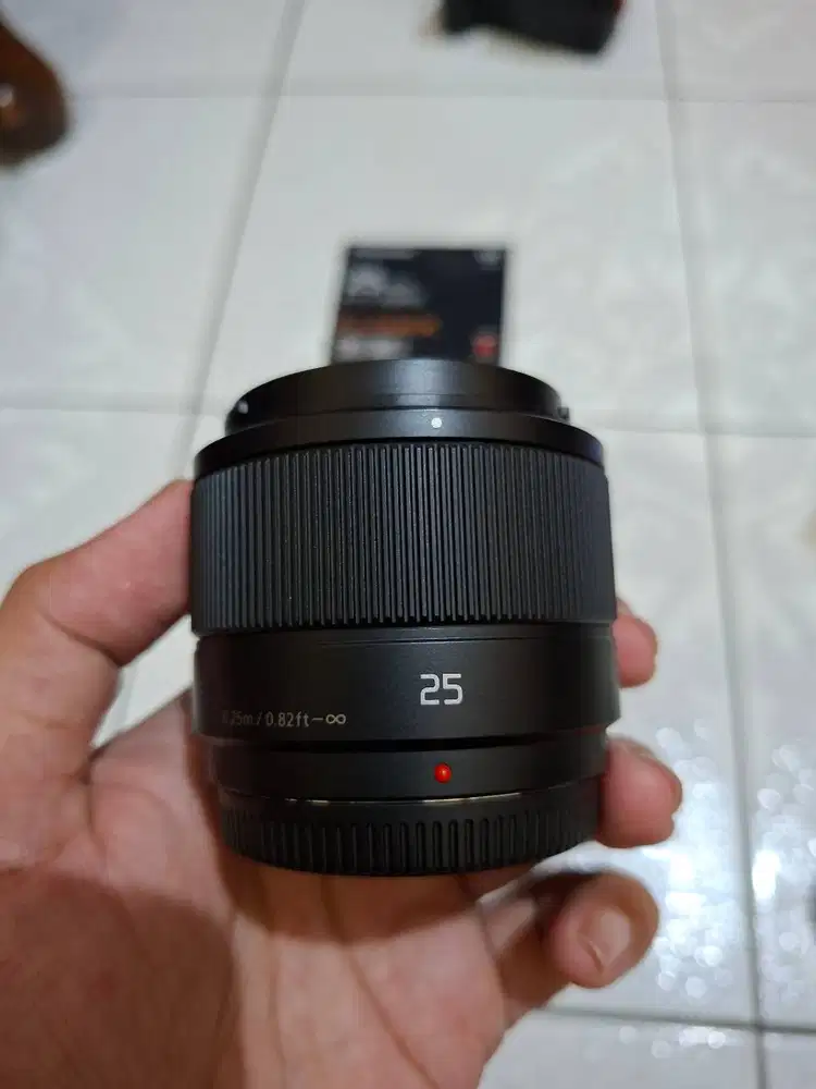 Lensa Fix Panasonic Lumix 25mm F1.7 second mulus