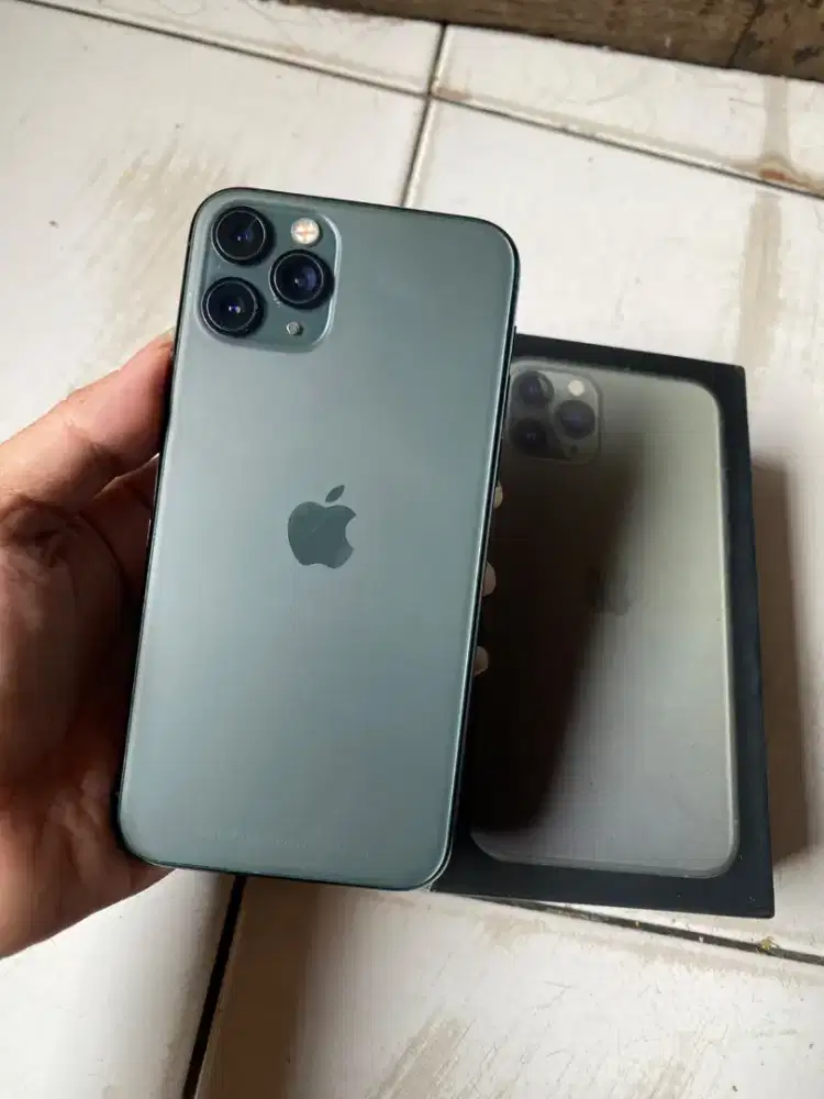 IPhone 11 pro 64Gb midnight green