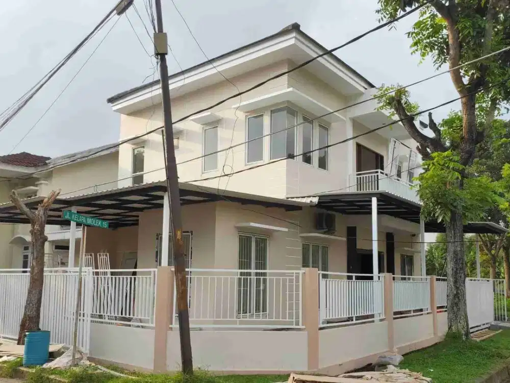 Dijual Cepat  Rumah Hoek Siap Huni Luas 152 M2 Di Sektor 8A Gading Serpong