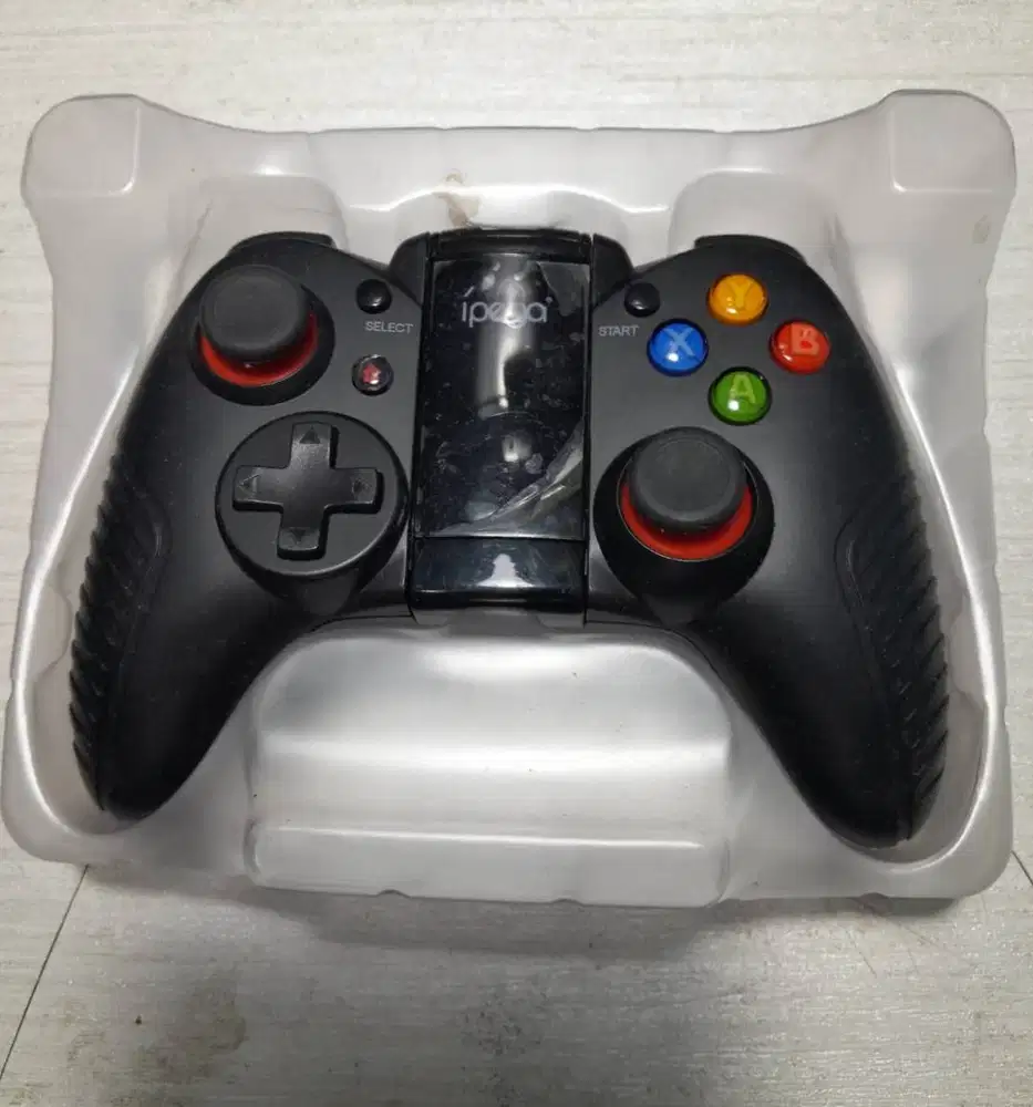 iPEGA GAME CONTROLLER