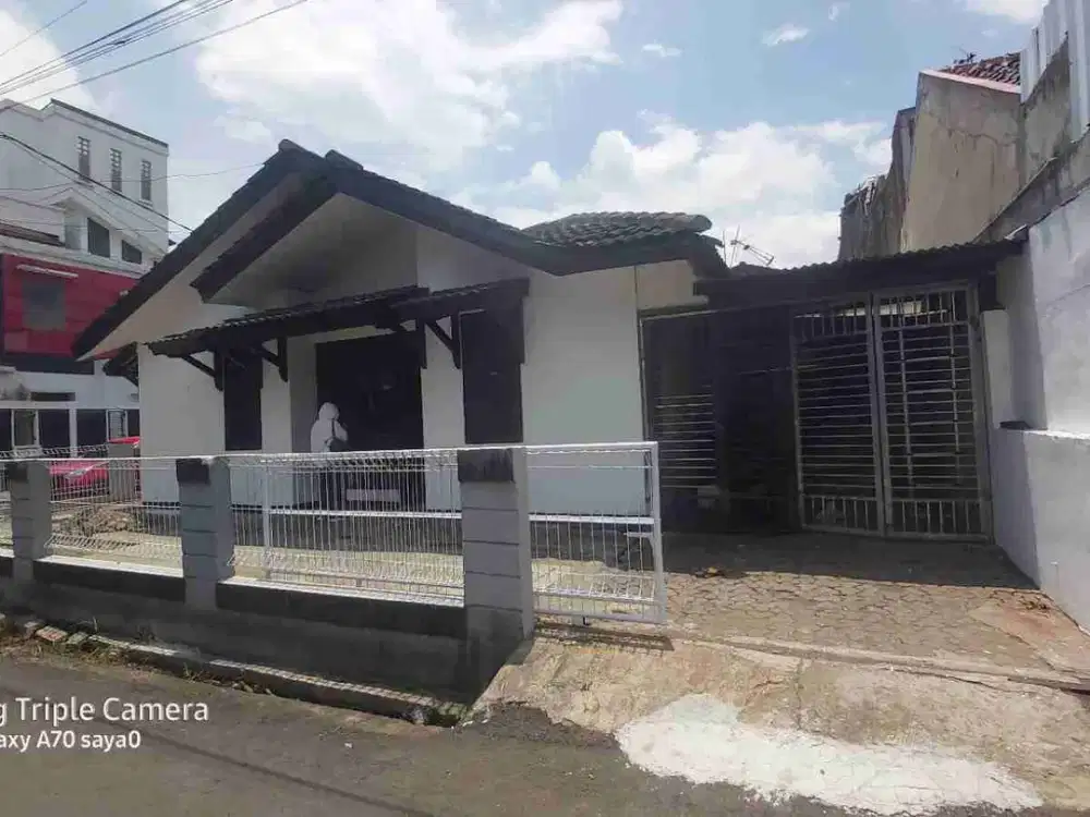 DISEWAKAN Rumah Siap Huni Luas Nyaman Di Antapani Bandung