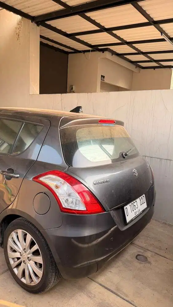 Suzuki Swift 2012 Bensin