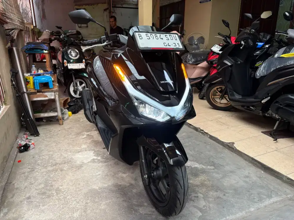 KM 2K HONDA PCX 160 CBS 2026 BLN 4 BS TT 2025 DI CILEDUG HARGA PAS ORI