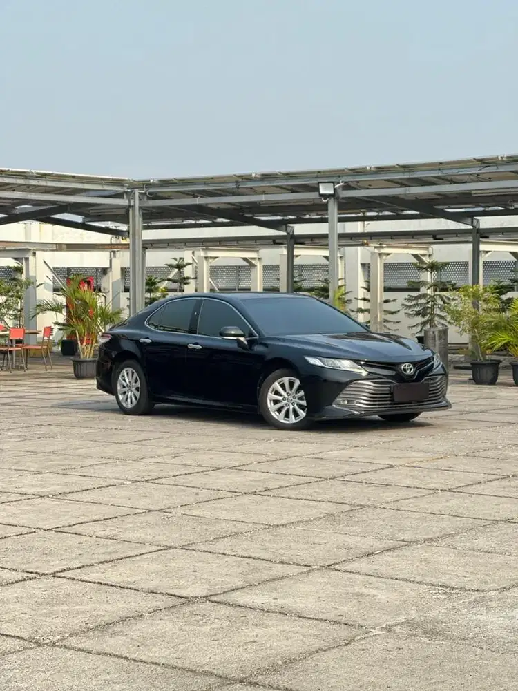 (29.000) Toyota Camry 2.5 V 2021 LOW ODO
