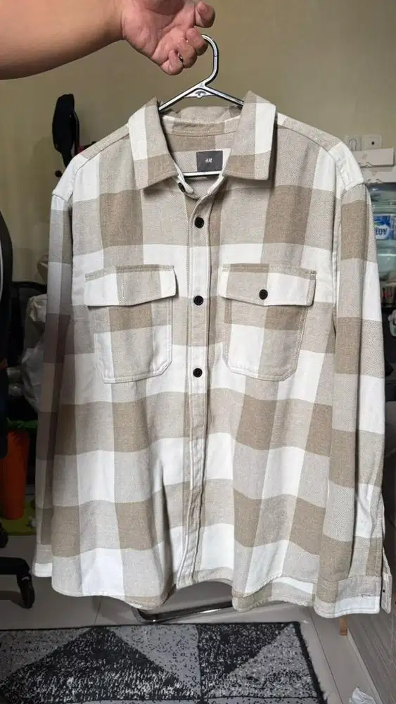 Kemeja flanel hnm