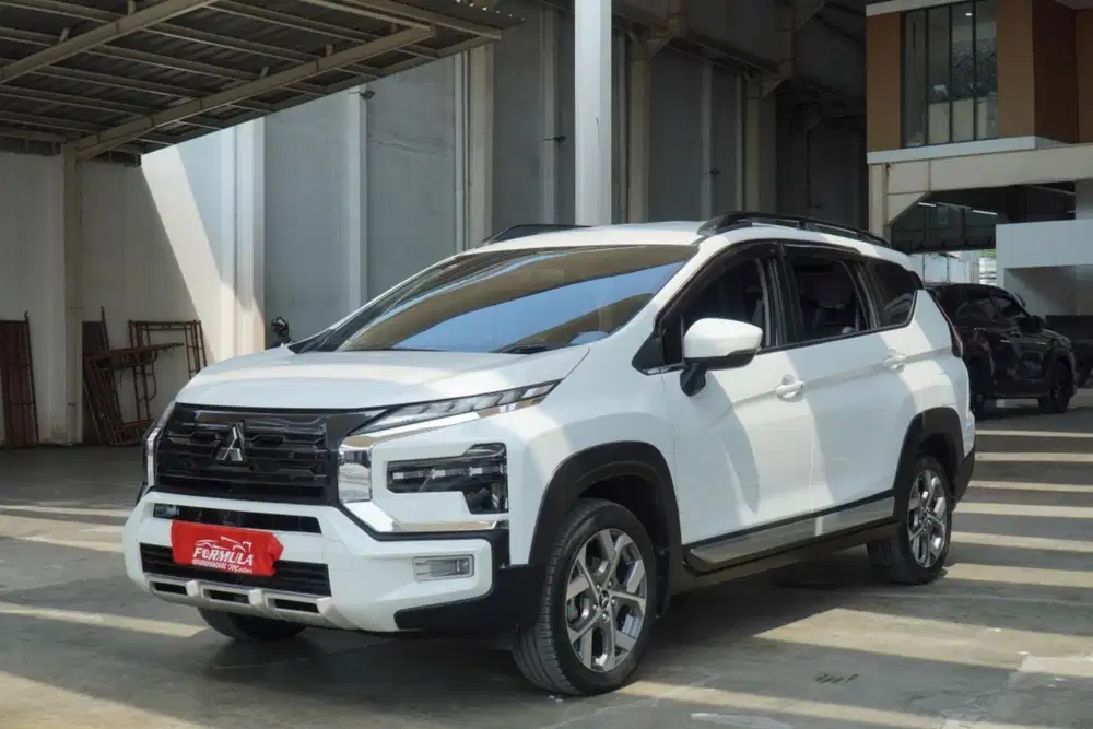 XPANDER CROSS AT PREMIUM 2023