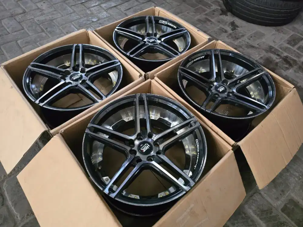 Velg Vossen R16 Avanza Veloz Xenia Livina Evalia Kijang Panther Accord