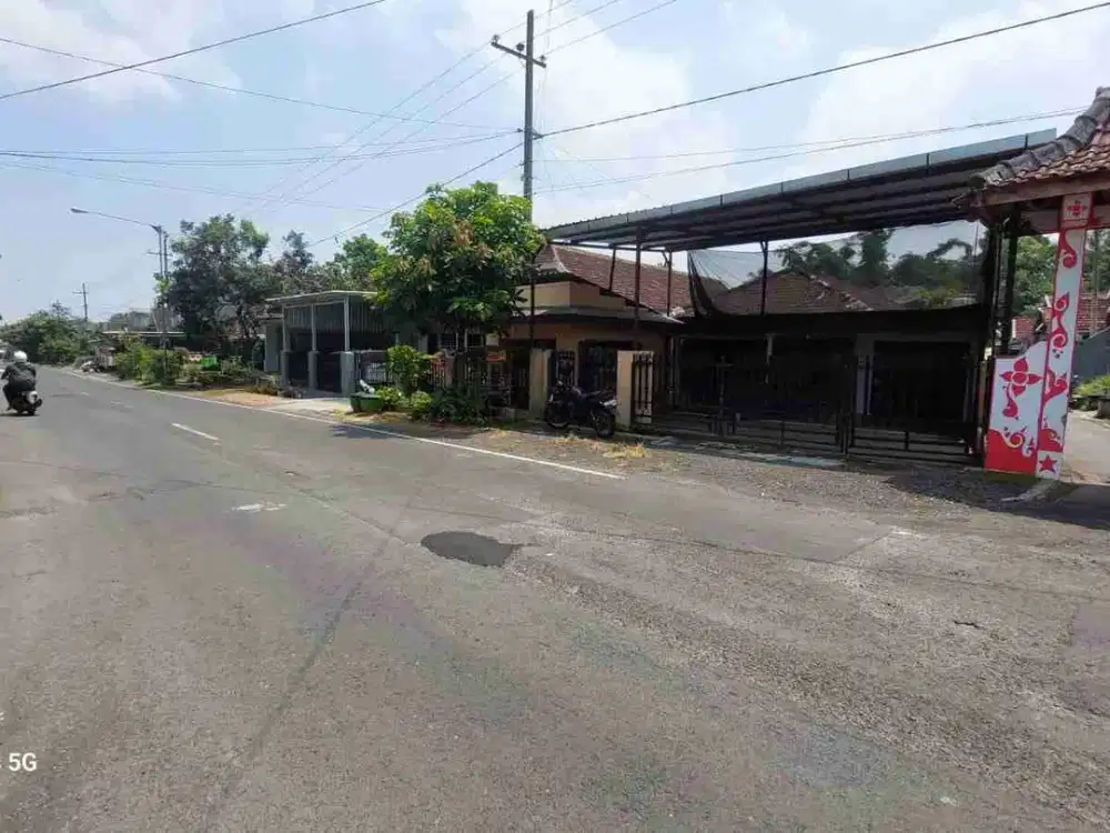 DI JUAL RUMAH

KEL. : SLAMET
KEC. : TUMPANG
KAB  : MALANG