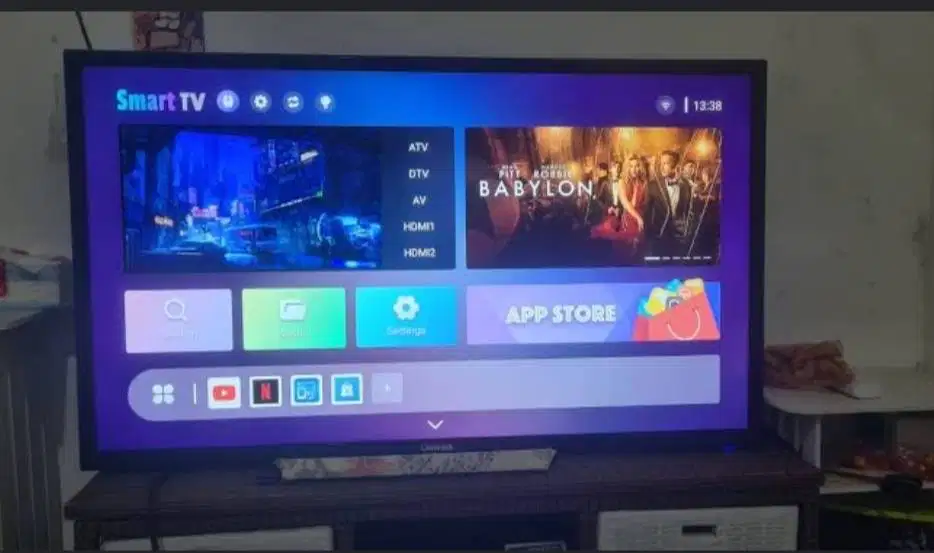 Smart tv Laiwan 43 like new