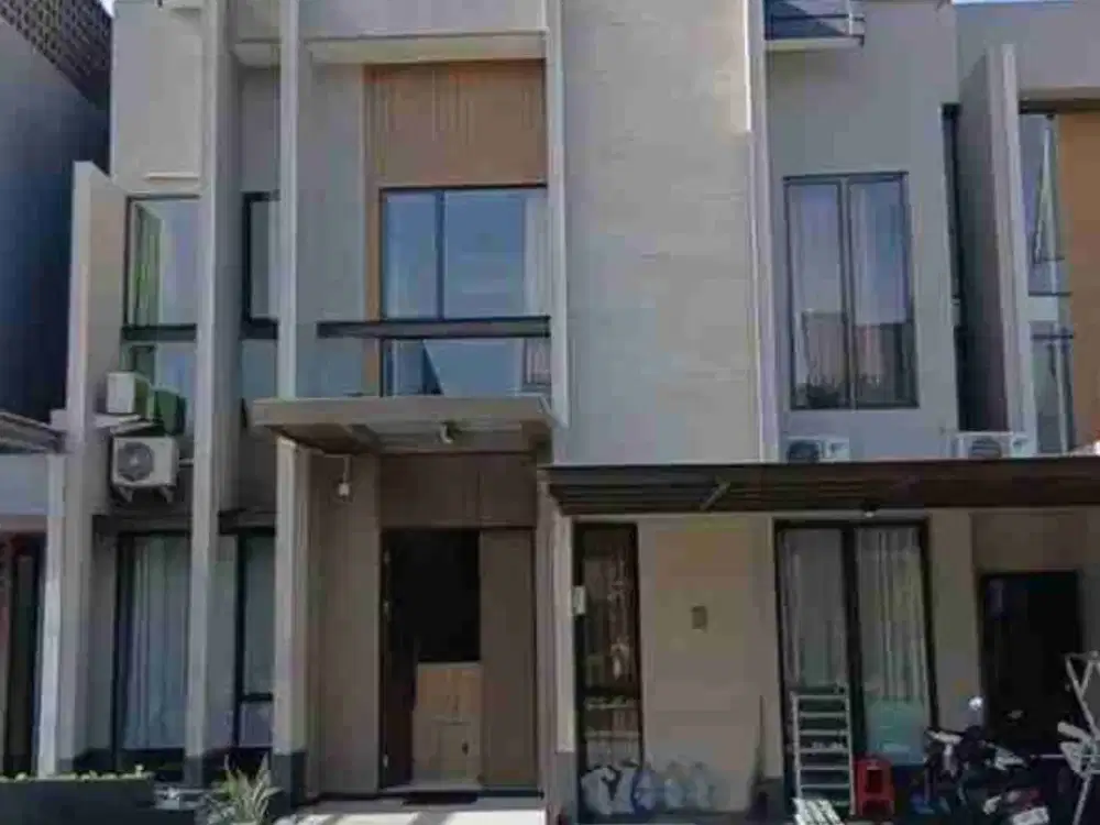 Dijual rumah semi furnished Mozart BSD