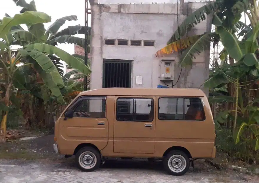 Minicab l100 baru selesai restorasi