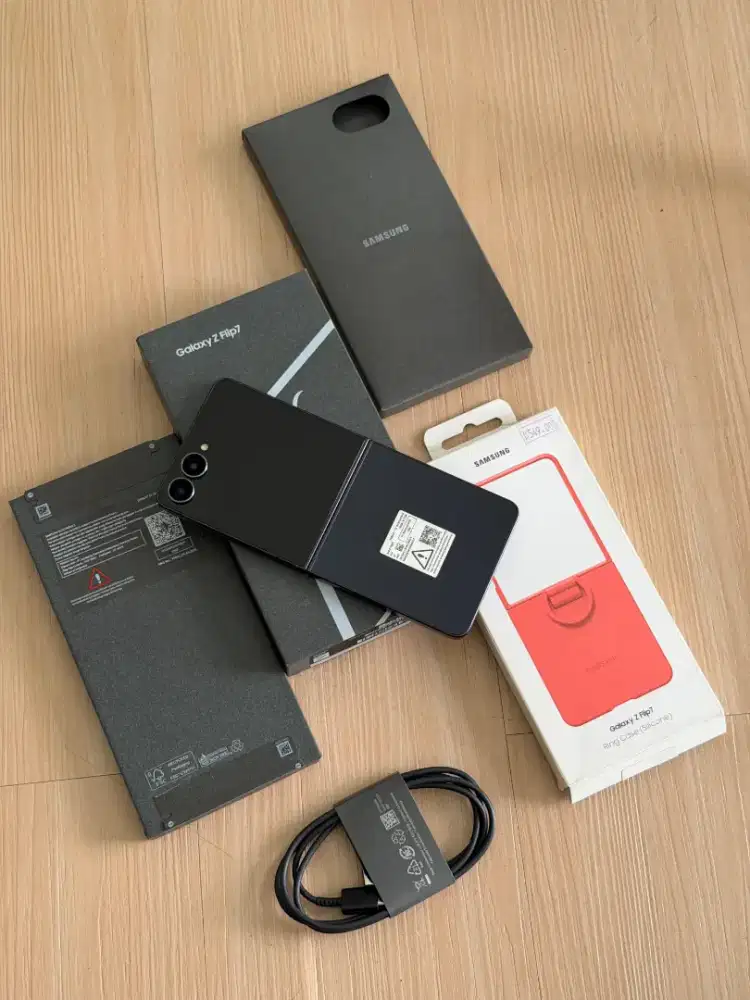 Samsung Z flip 7 5G 12/512GB sein fullset ori mulus