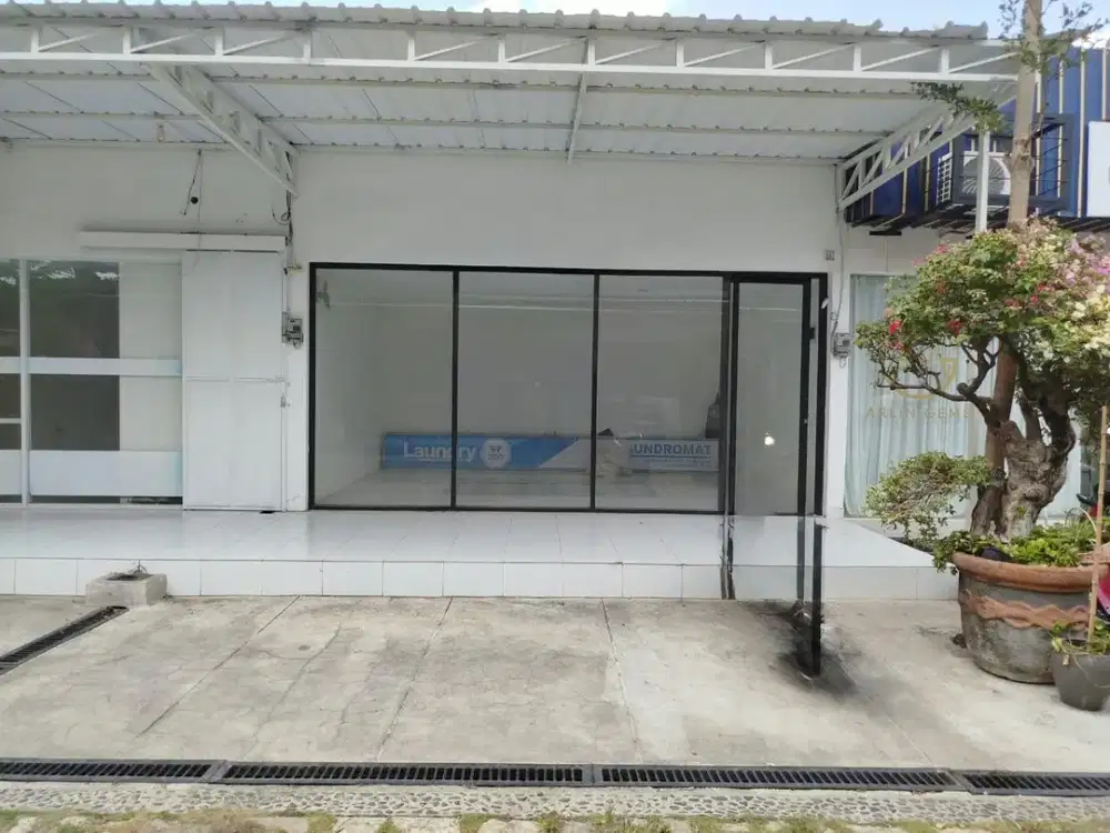 DISEWAKAN — RUKO COMPACT 30 M² DI LOKASI STRATEGIS KEROBOKAN