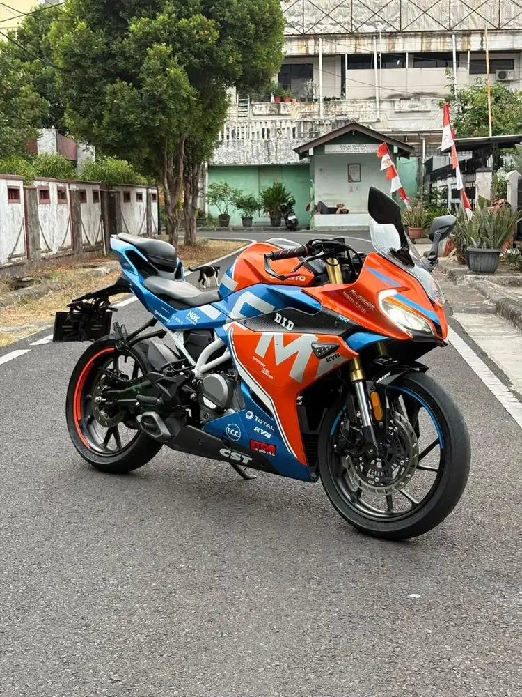 CF MOTO SR250 Abs Tipe Tertinggi!