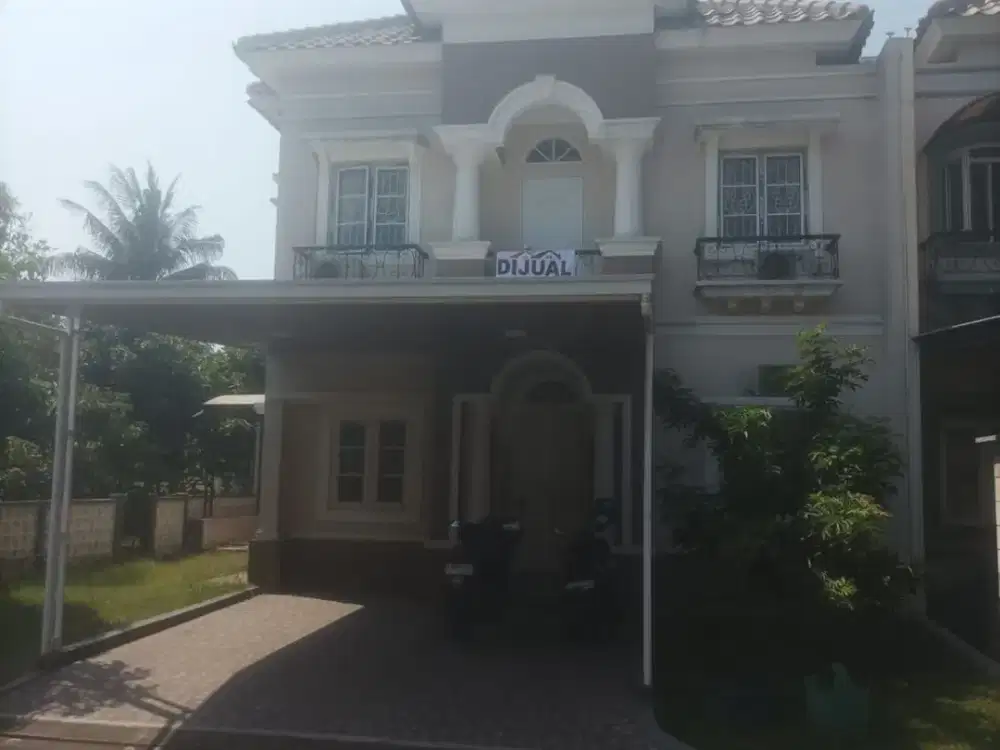 Dijual Cepat Rumah Cantik Posisi Hook di Raffles Hills Cibubur