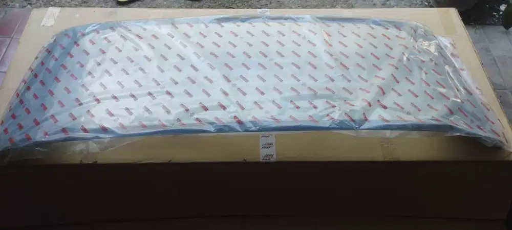 Kaca Bagasi / Kaca Belakang Luxio Murah