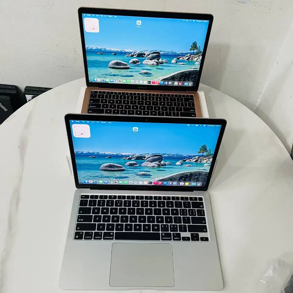 APPLE MACBOOK AIR 2020 M1 8/256 LAYAR 13 INCH *EC