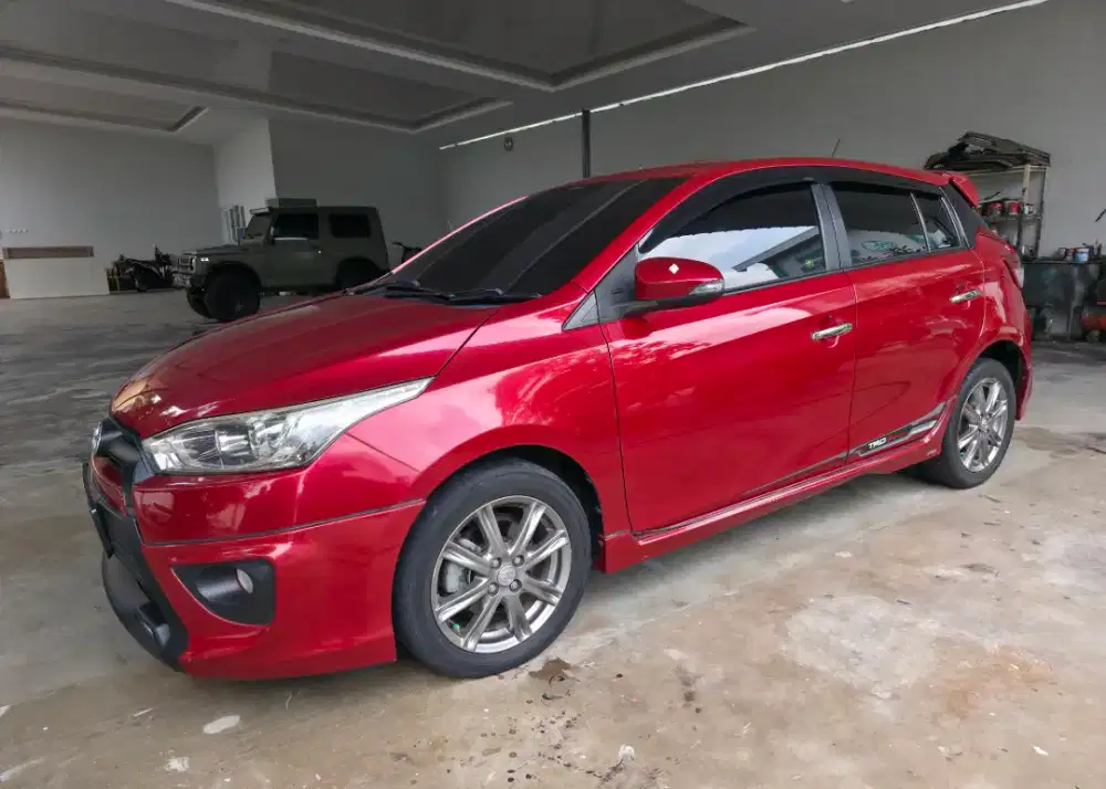 Dijual Toyota Yaris S TRD AT 2014