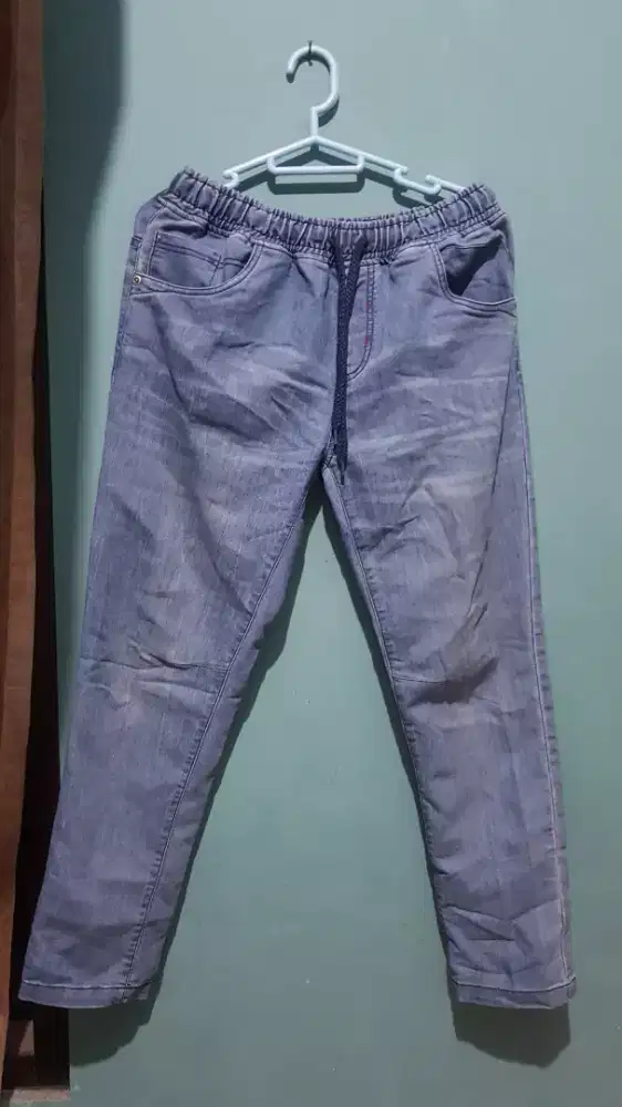 Dijual jeans anak