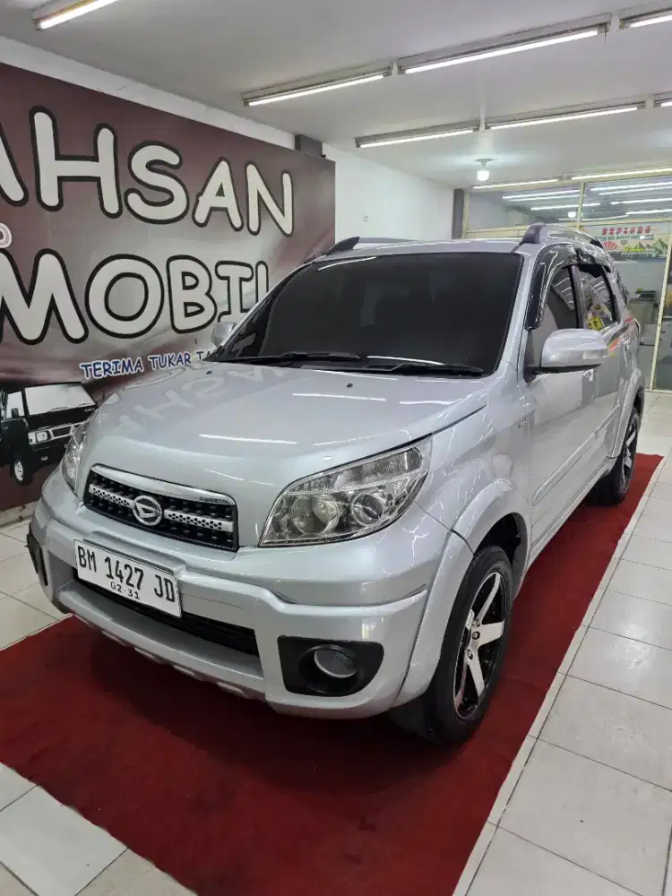 Daihatsu Terios TX manual 2011 Istimewa