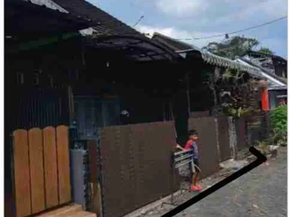 DI JUAL RUMAH

KEL. : KEDUNGPENDARINGAN
KEC. : KEPANJEN
KAB  : MALANG