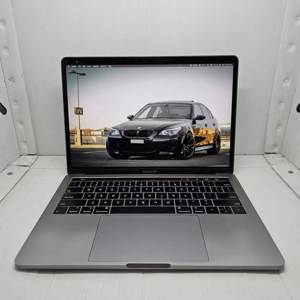 RARE APPLE MACBOOK PRO 2018 TOUCHBAR I5 CTO 16/256 SSD GREY SIAP PAKAI