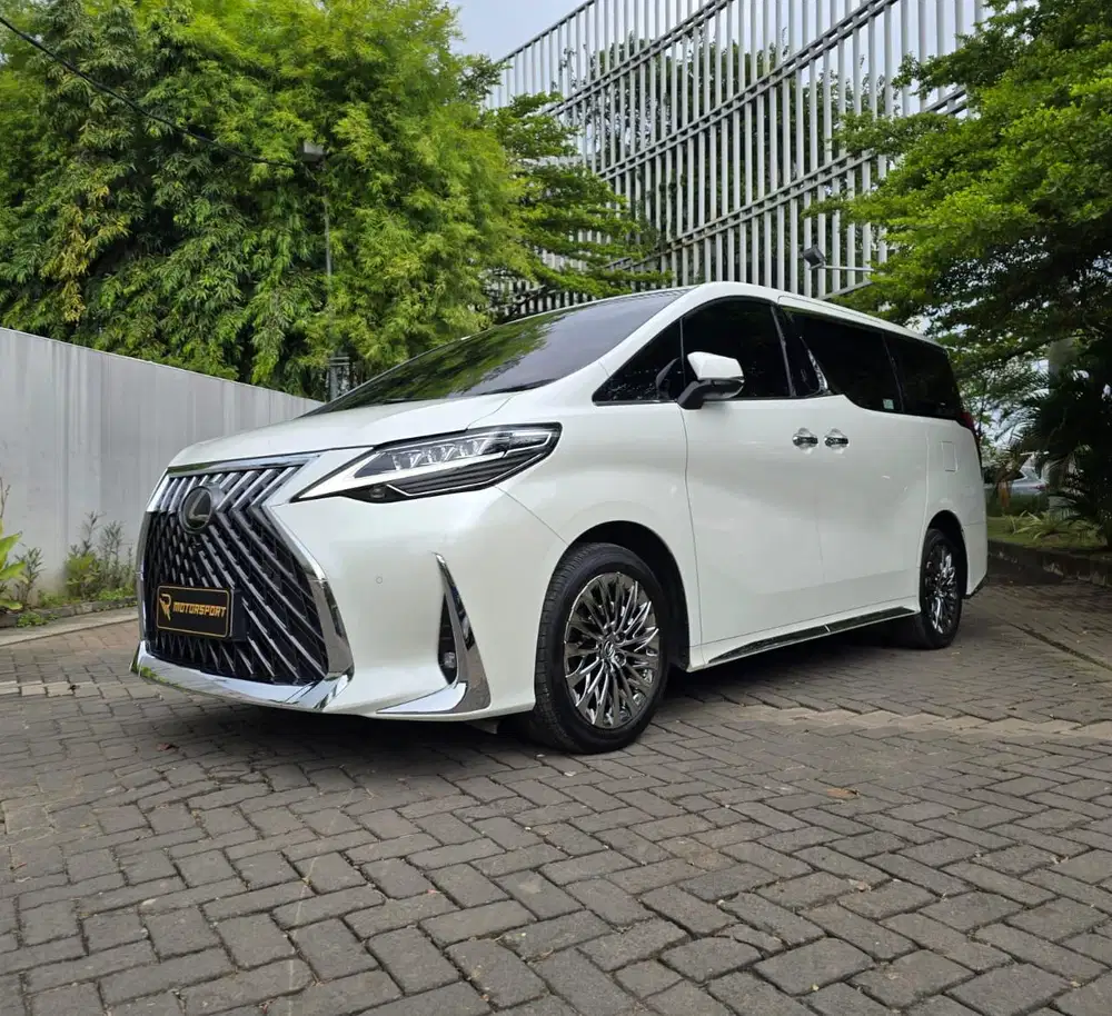 (KM:20rb) Lexus LM350 2022 low km lm 350 7 seater