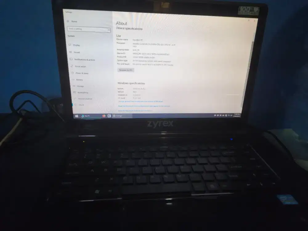 Laptop Zyrex 14