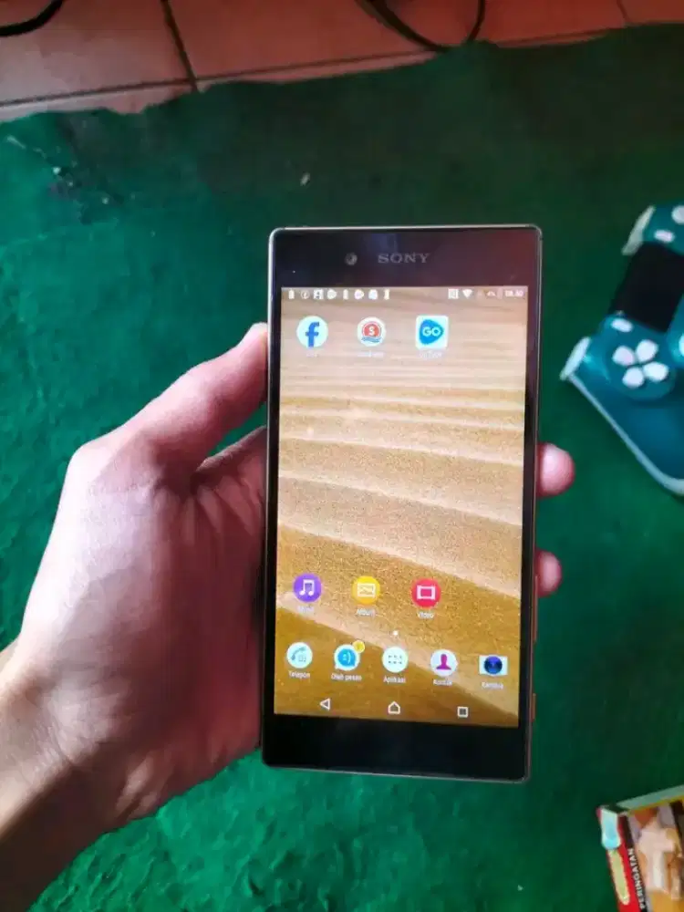 Sony Xperia Z5 batang