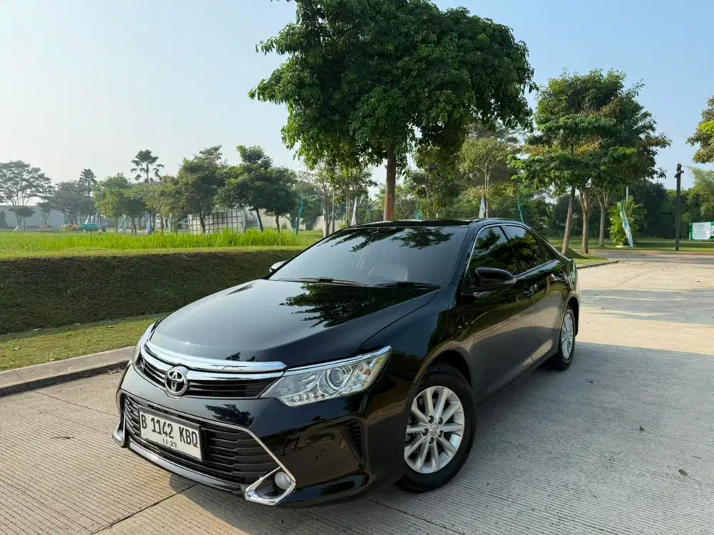 Toyota Camry 2.5 G Automatic 2018 Hitam