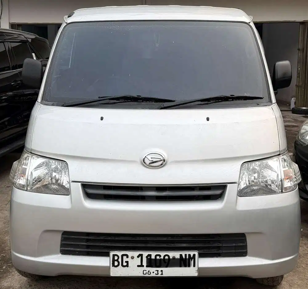Daihatsu Gran max Minibus MT 2021/2022