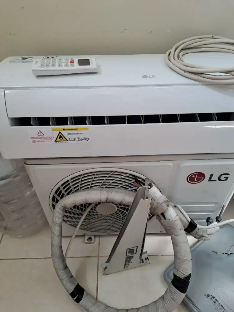 Dijual AC LG 1/2 PK Bekas