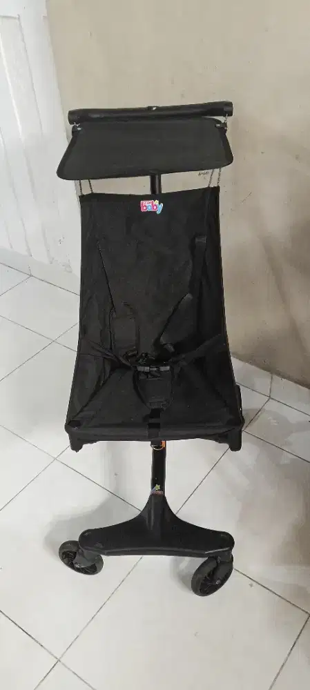 Stroller cabin size