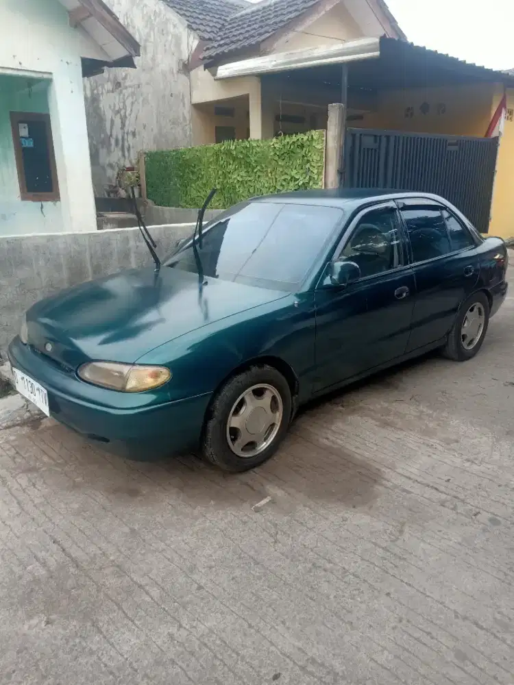 Hyundai accent  1997