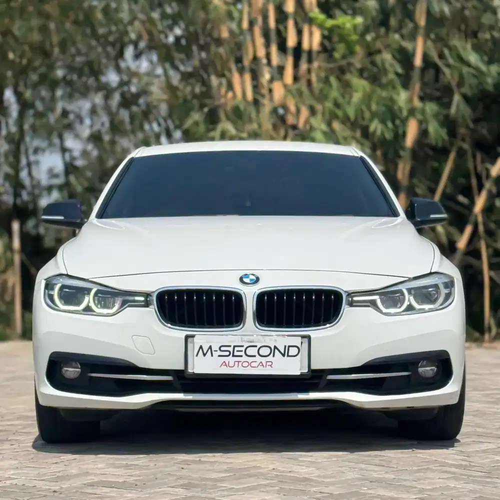 BMW 320i F30 Sport 2018