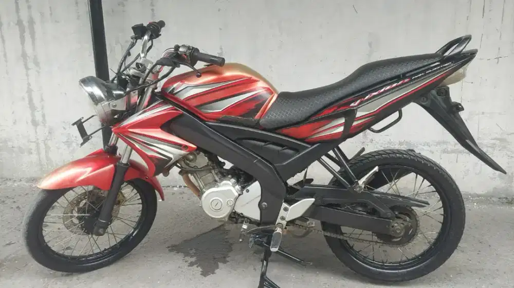 YAMAHA VIXION THN 2009 JARI2