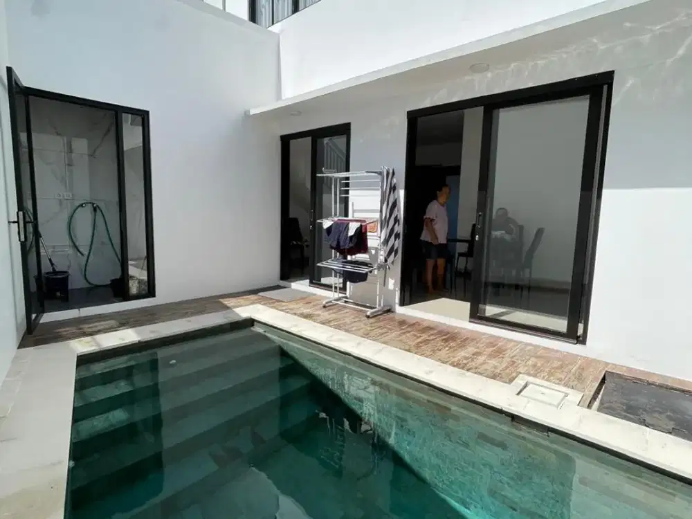 Villa 2 Bedrooms Lokasi Komplek Royal Taman Bali, Taman Mumbul- Benoa