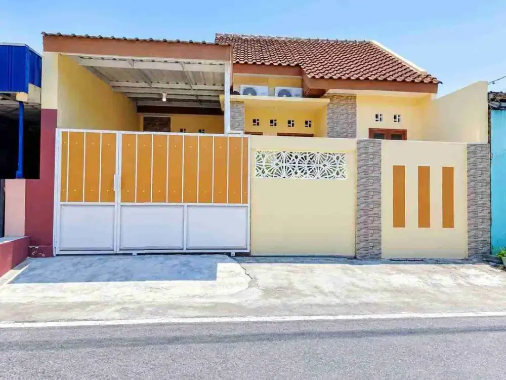 Rumah Bagus Terawat Tengah Kota Surakarta Inckude 2 Unit AC