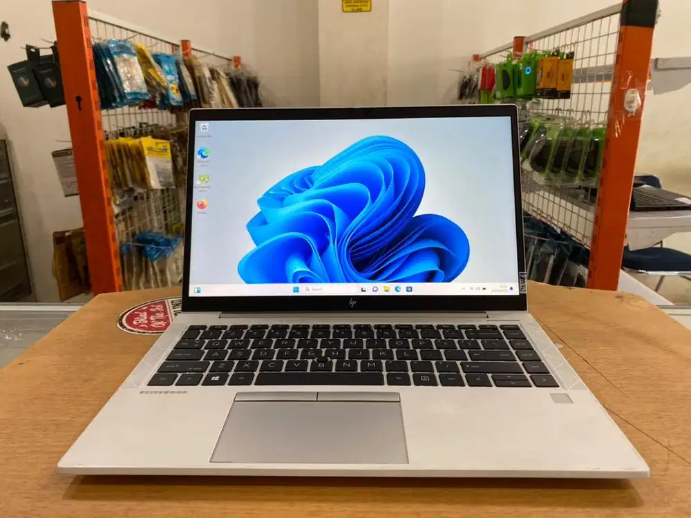 HP Elitebook 845 G7 Amd Ryzen 7 PRO 4750U Ram 16GB SSD 512GB Touchscre