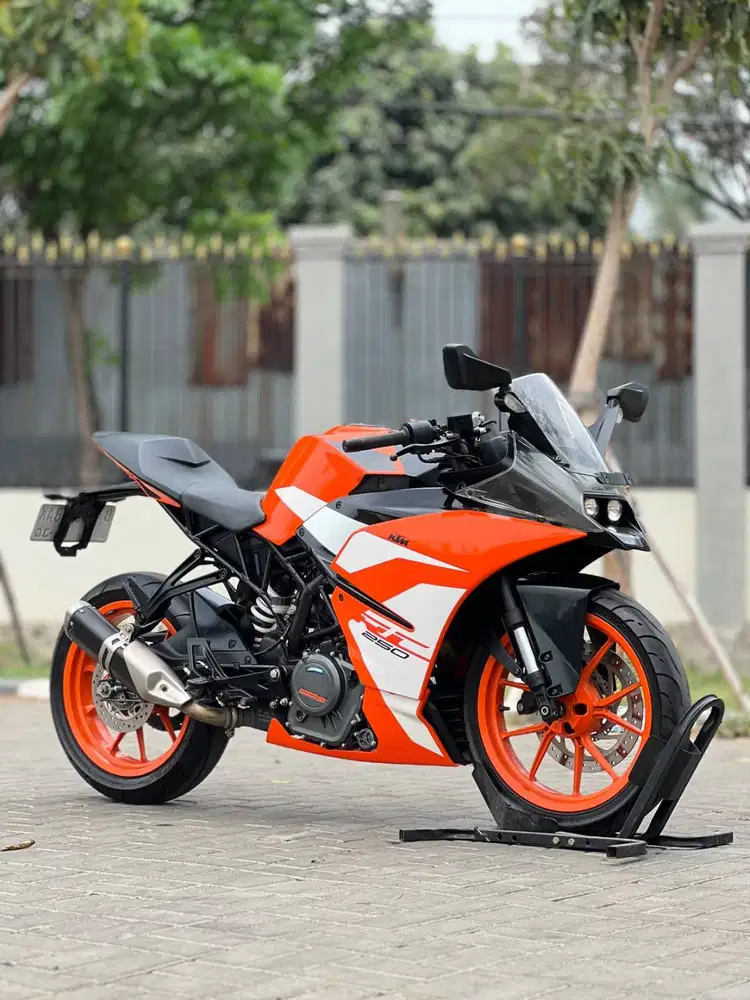 KTM RC 250 ABS ORANGE 2019 KM 10K PAJAK PANJANG SIAP GASS