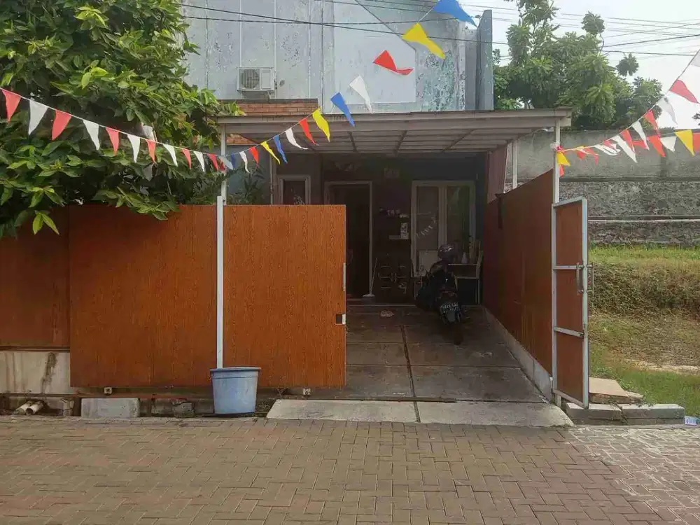 Dijual rumah siap huni di Cinere residence