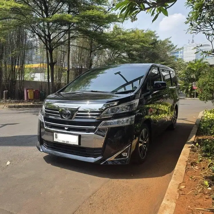 2020 Toyota Vellfire G 2.5 ATPM KM 18000