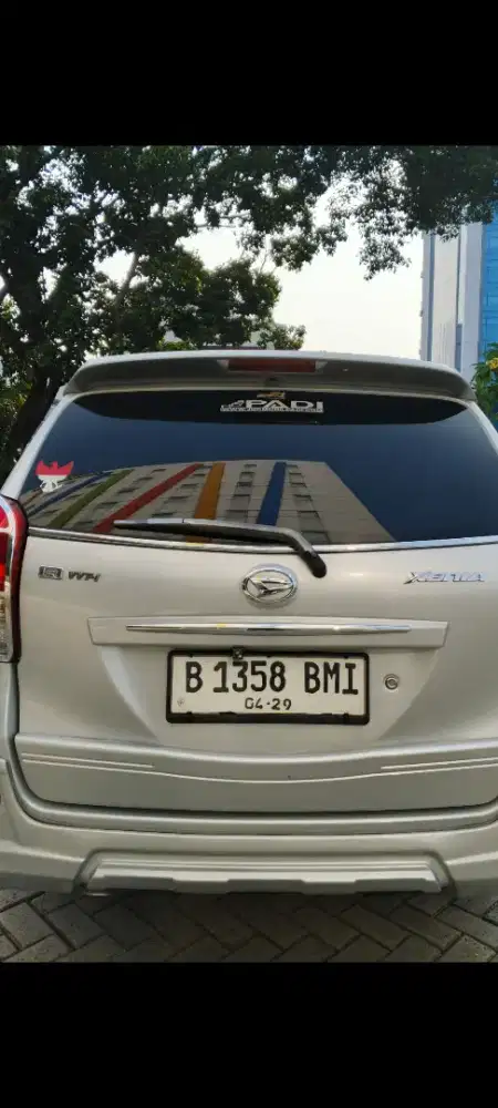 Dijual cepat daihatsu xenia pakaian sendiri