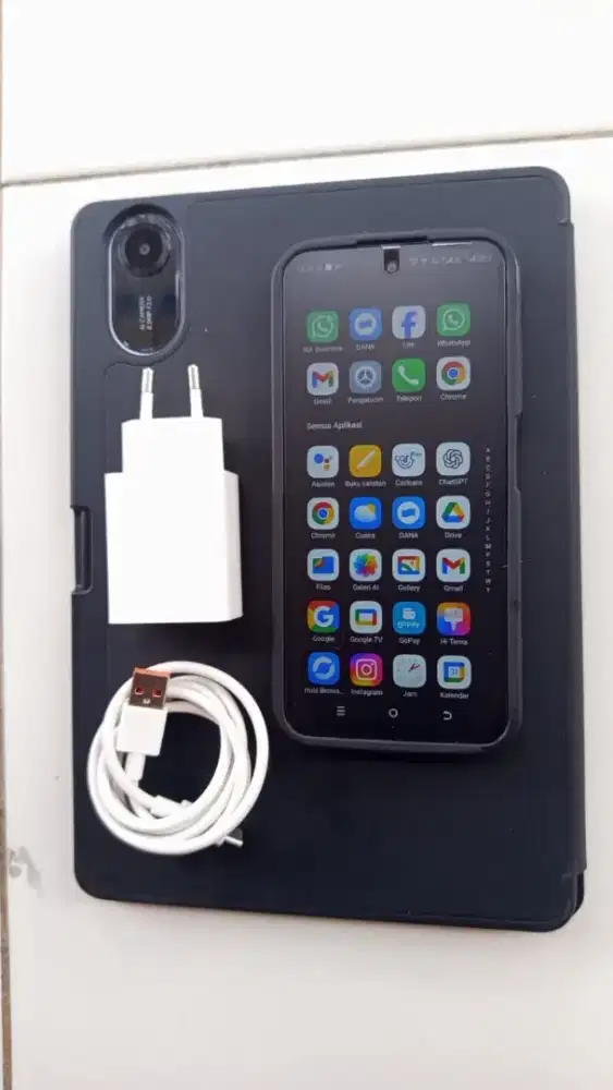 TECHNO SPARK GO RAM 6+64 GB HANDPHONE DAN CHARGER