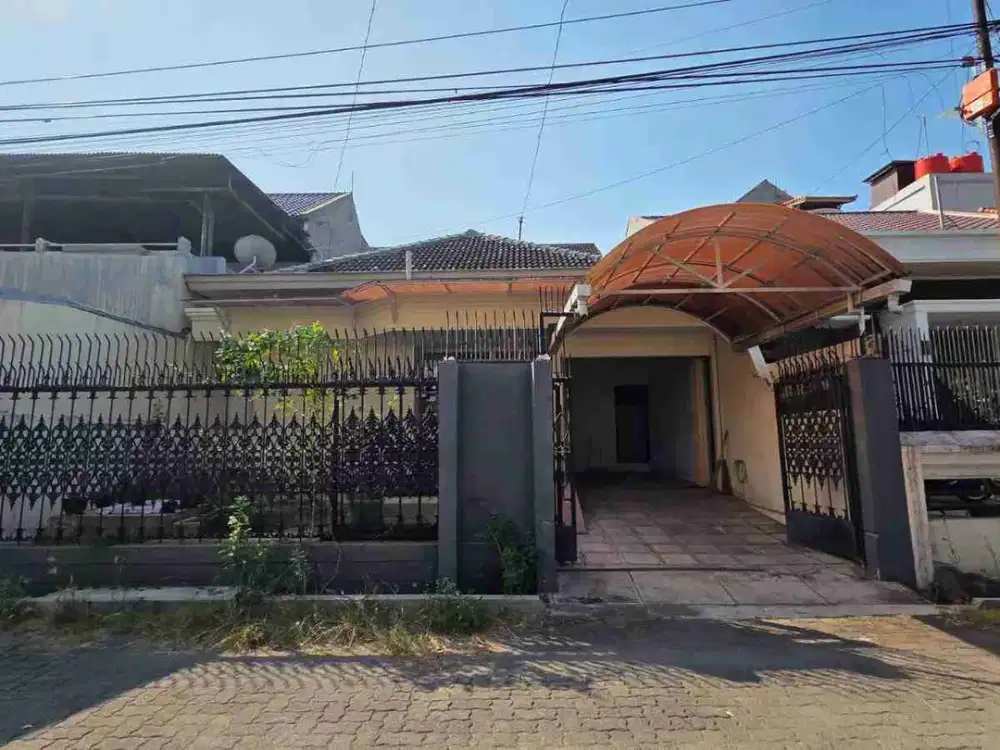 Rumah Siap Huni Tengah Kota Lokasi Strategis di Semarang Tengah